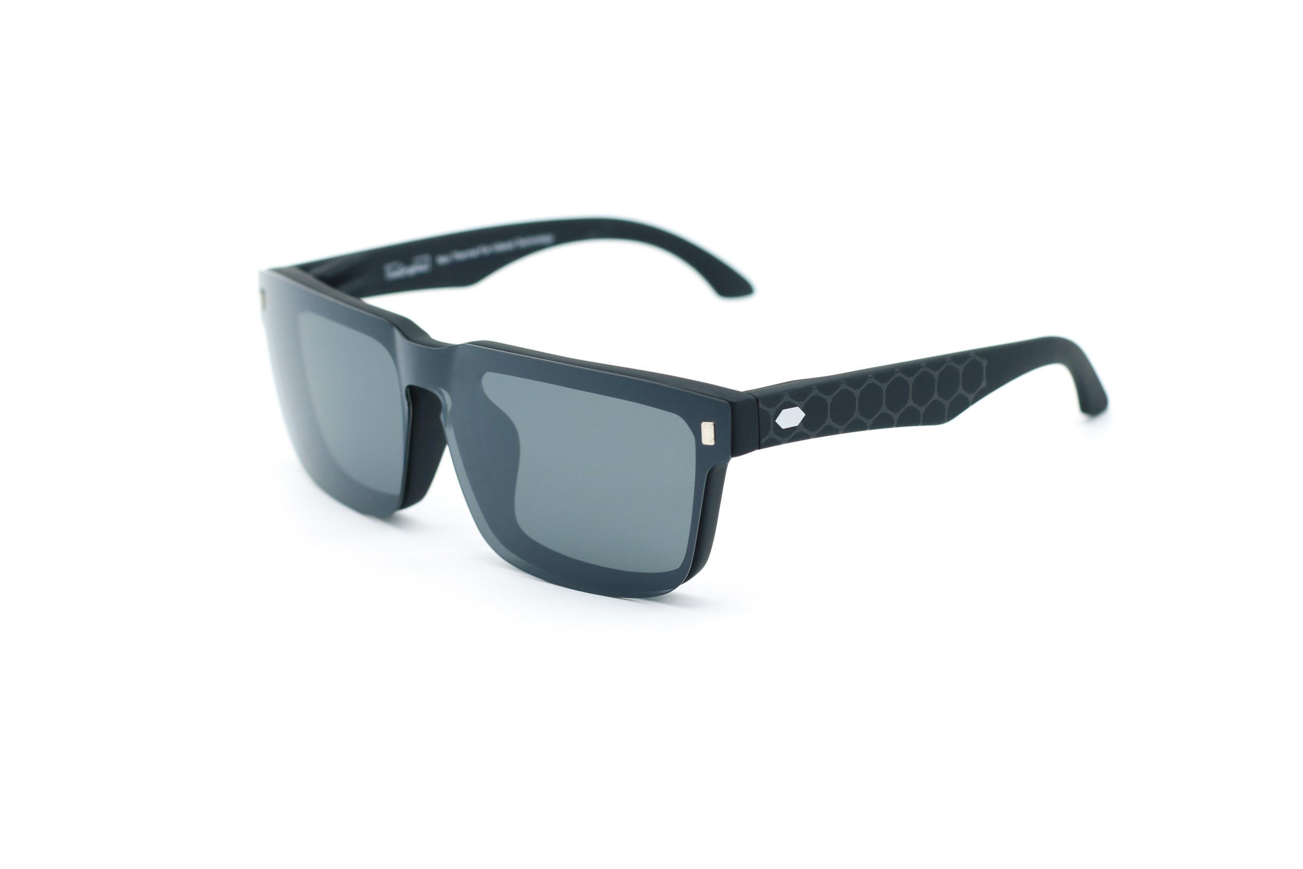 TF009M-C01 O4i 磁吸遠紅外線太陽眼鏡(沙黑):圖片 2